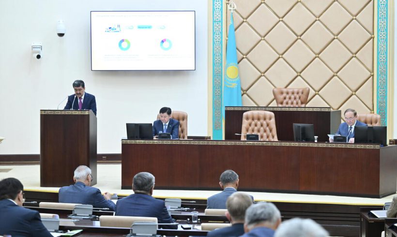 Towards a Green Economy: Senate Holds Government Hour on Environmental Issues